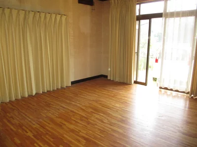 western-style room(s)