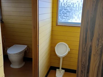 toilet