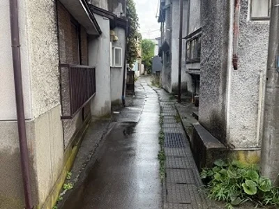 exterior (including front road) exterior (including front road)