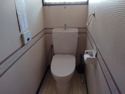 toilet