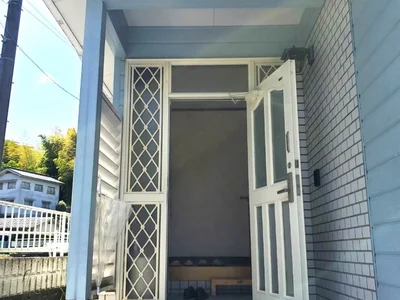 entrance