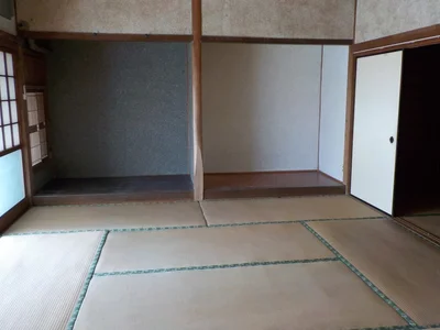 japanese-style room(s)