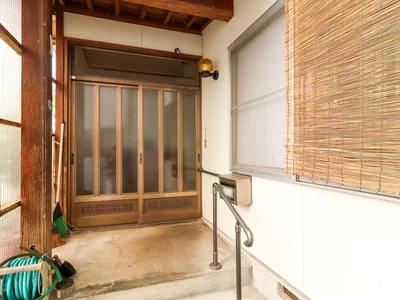 entrance
