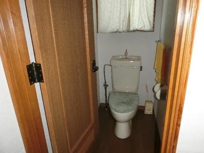 toilet