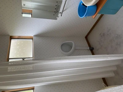 toilet