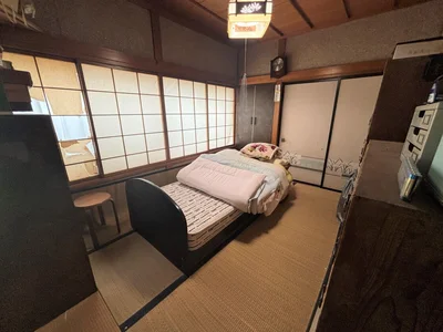 japanese-style room(s)
