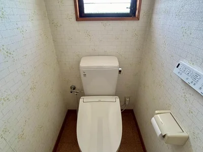 toilet