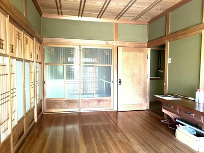 entrance
