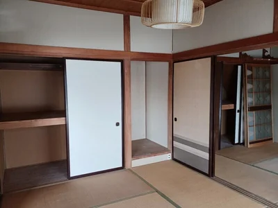 japanese-style room(s)