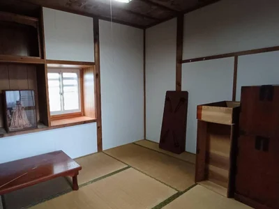 japanese-style room(s)