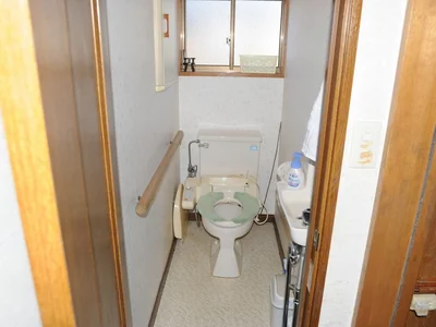 toilet