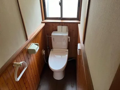 toilet