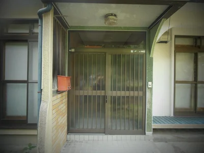 entrance