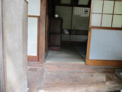 entrance