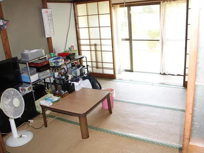 Photo 2