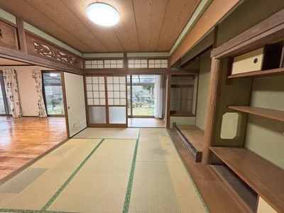 japanese-style room(s)